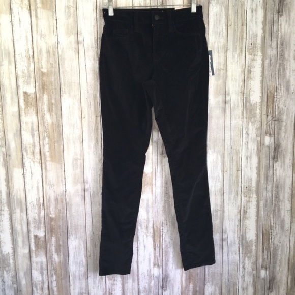 Universal Thread Black High Rise Soft Jeans - Picture 2 of 4